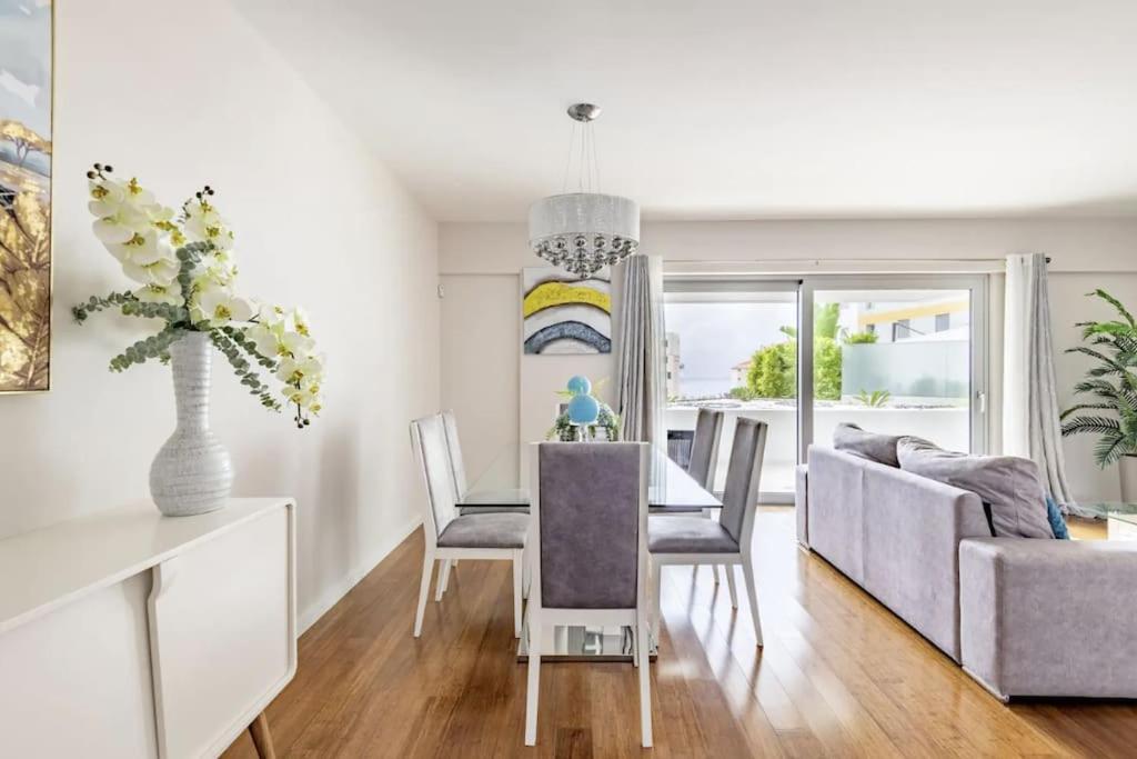 Luxury Poolside View Apartment Φουνκάλ Εξωτερικό φωτογραφία